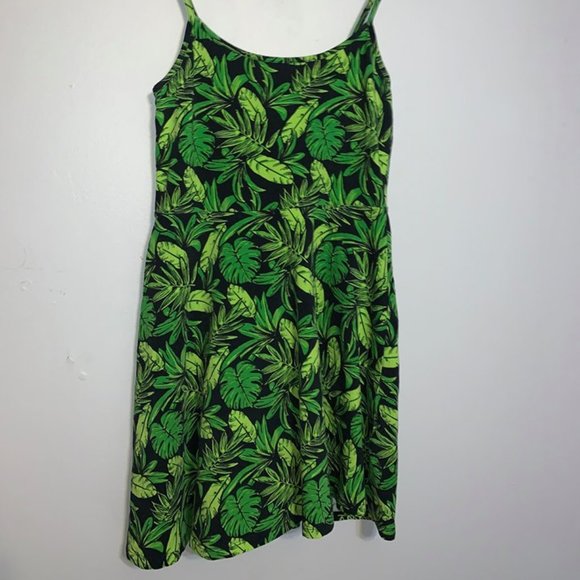 H&M Dresses & Skirts - 2 for $10 H&M DIVIDED banana leaf dress